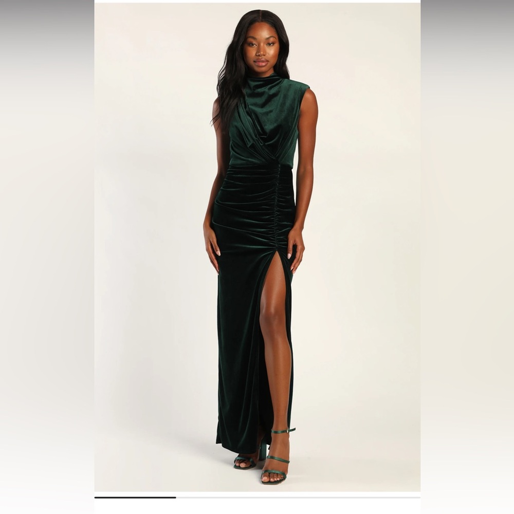Lulu’s Alluring image Emerald ruched velvet mock neck maxi dress